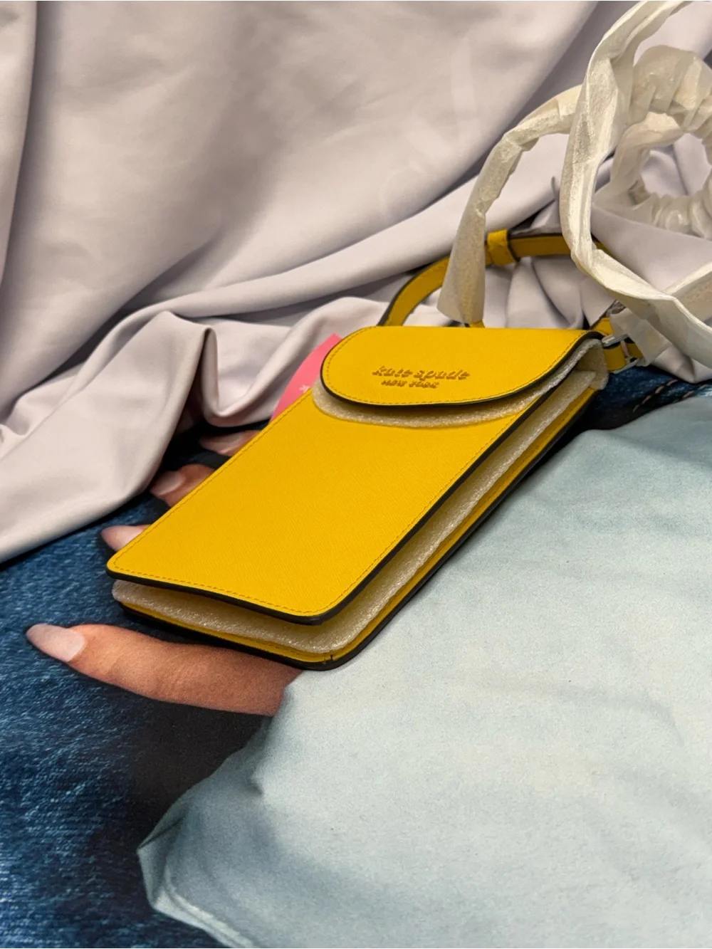 (new+tag) Kate Spade yellow saffiano league crossbody phone bag 7.25 x 4.25 inch